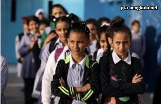 Membangun Kembali Ruang Kelas: Pendidikan Palestina Pasca Konflik